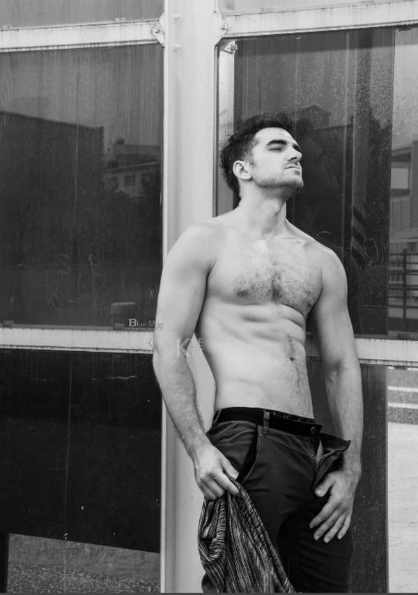 Whoseman-5-補教型男外師-Maxime